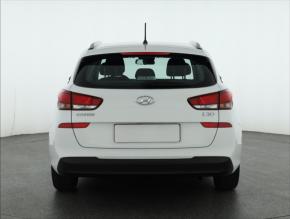 Hyundai i30  1.4 CVVT 