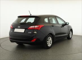 Hyundai i30  1.6 MPI 