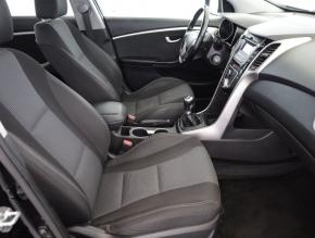 Hyundai i30  1.6 MPI 