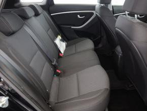 Hyundai i30  1.6 MPI 