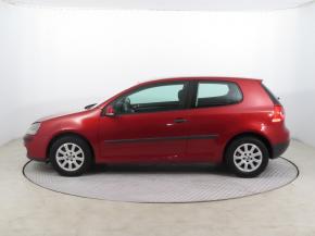 Volkswagen Golf  1.6 FSI 