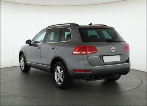 Volkswagen Touareg  3.0 TDI 