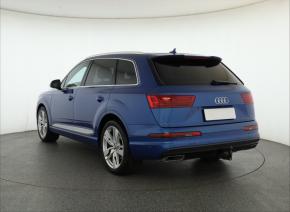 Audi Q7  3.0 TDI S-Line 