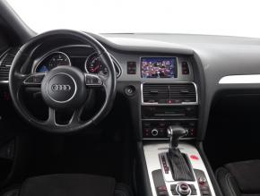 Audi Q7  3.0 TDI S-Line 