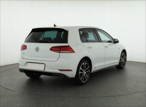 Volkswagen Golf  1.4 TSI R-Line 