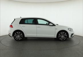 Volkswagen Golf  1.4 TSI R-Line 