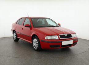 Škoda Octavia  1.6 Tour