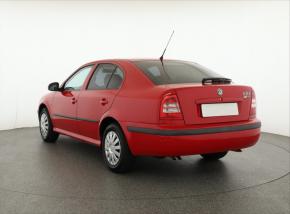 Škoda Octavia  1.6 Tour 