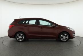 Hyundai i30  1.6 MPI Weekend 