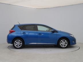 Toyota Auris  1.6 Valvematic 