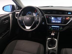 Toyota Auris  1.6 Valvematic 