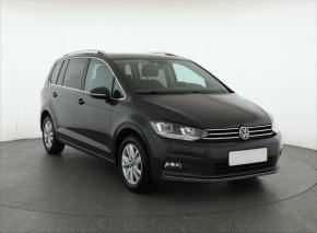 Volkswagen Touran  1.5 TSI 