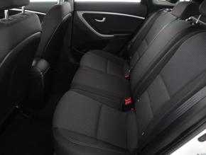 Hyundai i30  1.6 MPI 