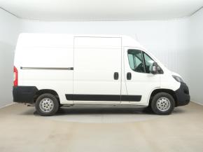 Peugeot Boxer  2.2 BlueHDi . 