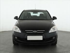 Kia Ceed  1.6 CVVT 