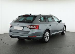 Škoda Superb  2.0 TSI Laurin&Klement 