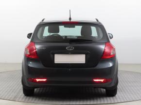 Kia Ceed  1.4 CVVT 