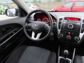 Kia Ceed  1.4 CVVT 