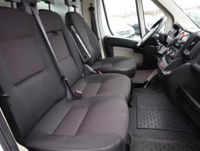 Peugeot Boxer  2.0 BlueHDi 