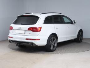 Audi Q7  3.0 TDI 