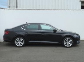 Škoda Superb  2.0 TDI Style 