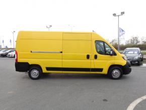 Peugeot Boxer  2.0 BlueHDi 