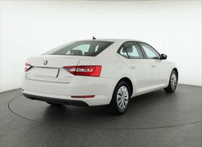 Škoda Superb  1.4 TSI Active 