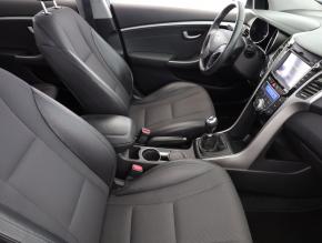 Hyundai i30  1.6 GDI 