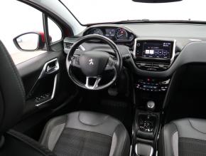 Peugeot 2008  1.2 PureTech 