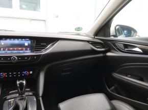 Opel Insignia  2.0 BiTurbo CDTI 