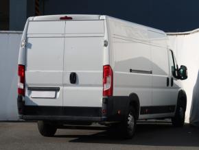 Peugeot Boxer  2.2 BlueHDi . 