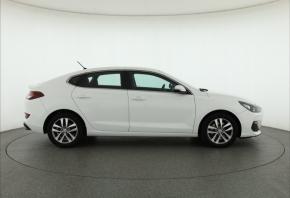 Hyundai i30 Fastback  1.0 T-GDI Trikolor 