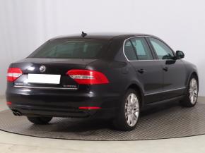 Škoda Superb  2.0 TDI Elegance 