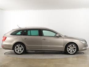 Škoda Superb  2.0 TDI Elegance 