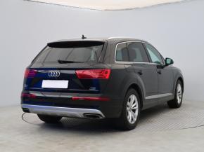 Audi Q7  3.0 TDI S-Line 