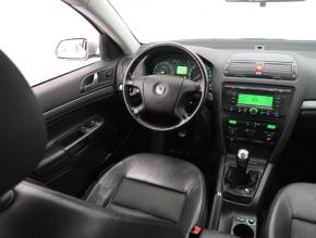 Škoda Octavia  1.6 