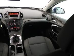 Opel Insignia  2.0 CDTI 