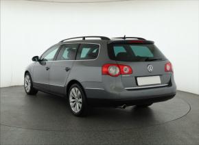 Volkswagen Passat  1.6 FSI 