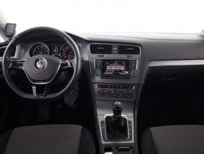 Volkswagen Golf  1.2 TSI 