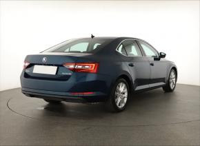 Škoda Superb  1.5 TSI 