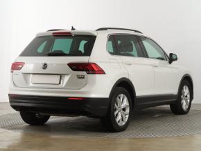 Volkswagen Tiguan  2.0 TSI 