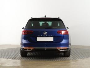 Volkswagen Passat  1.6 TDI R-Line 