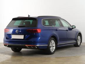 Volkswagen Passat  1.6 TDI R-Line 