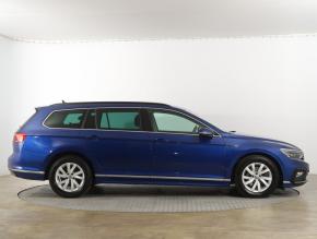 Volkswagen Passat  1.6 TDI R-Line 