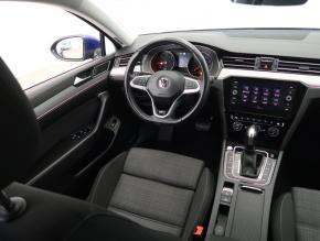 Volkswagen Passat  1.6 TDI R-Line 