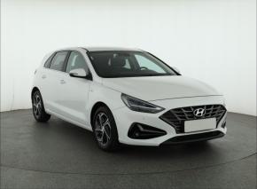 Hyundai i30  1.5 T-GDI MHEV Smart 