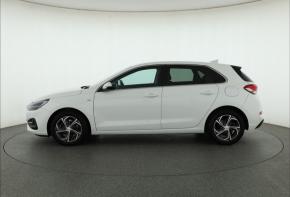 Hyundai i30  1.5 T-GDI MHEV Smart 