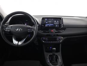 Hyundai i30  1.5 T-GDI MHEV Smart 