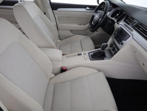 Volkswagen Passat  1.6 TDI Comfortline 