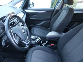 BMW 2 Active Tourer  218i Active Tourer 